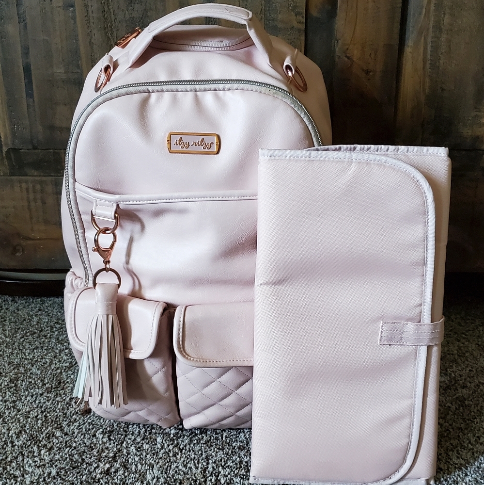 Itzy Ritzy Boss Bag
